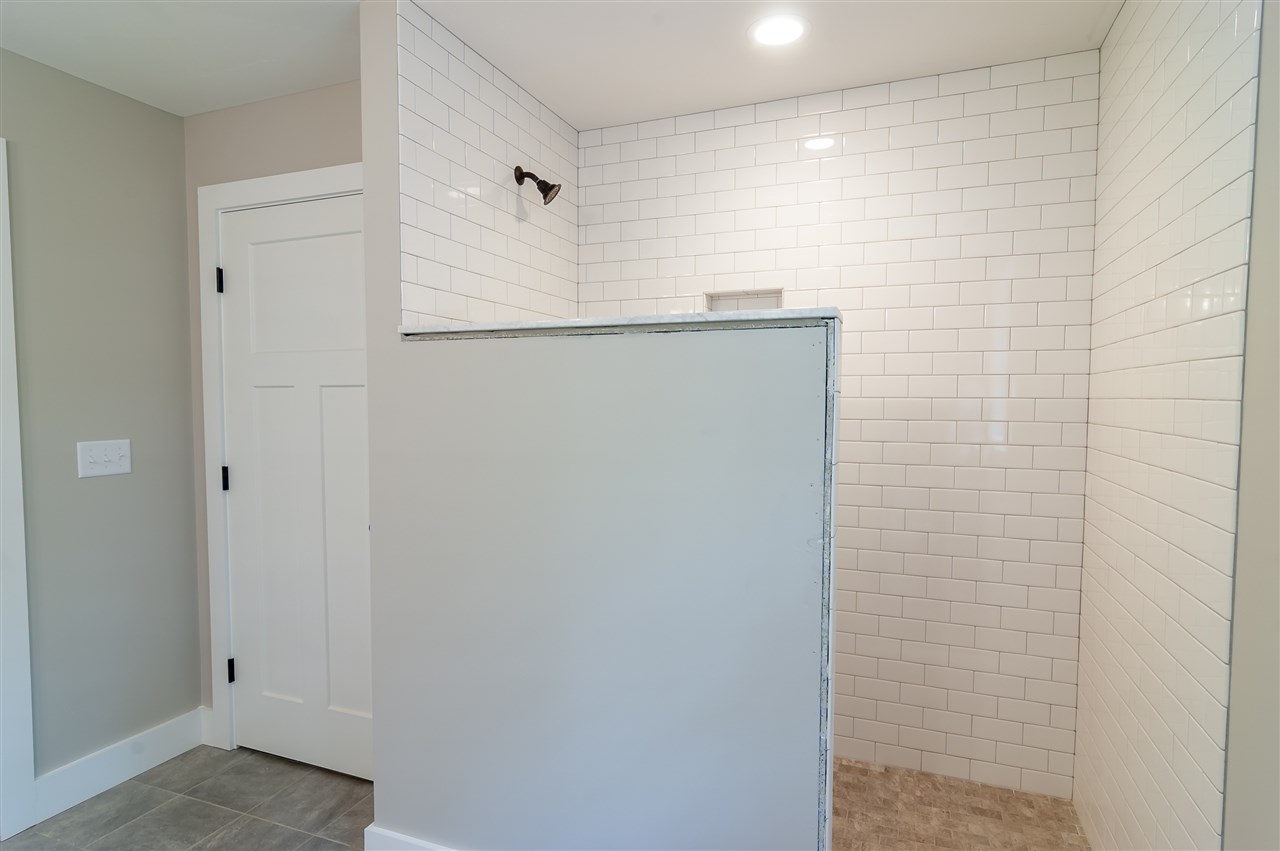 81 Kelly Road Salem, NH 03079 - Photo 20 of 21