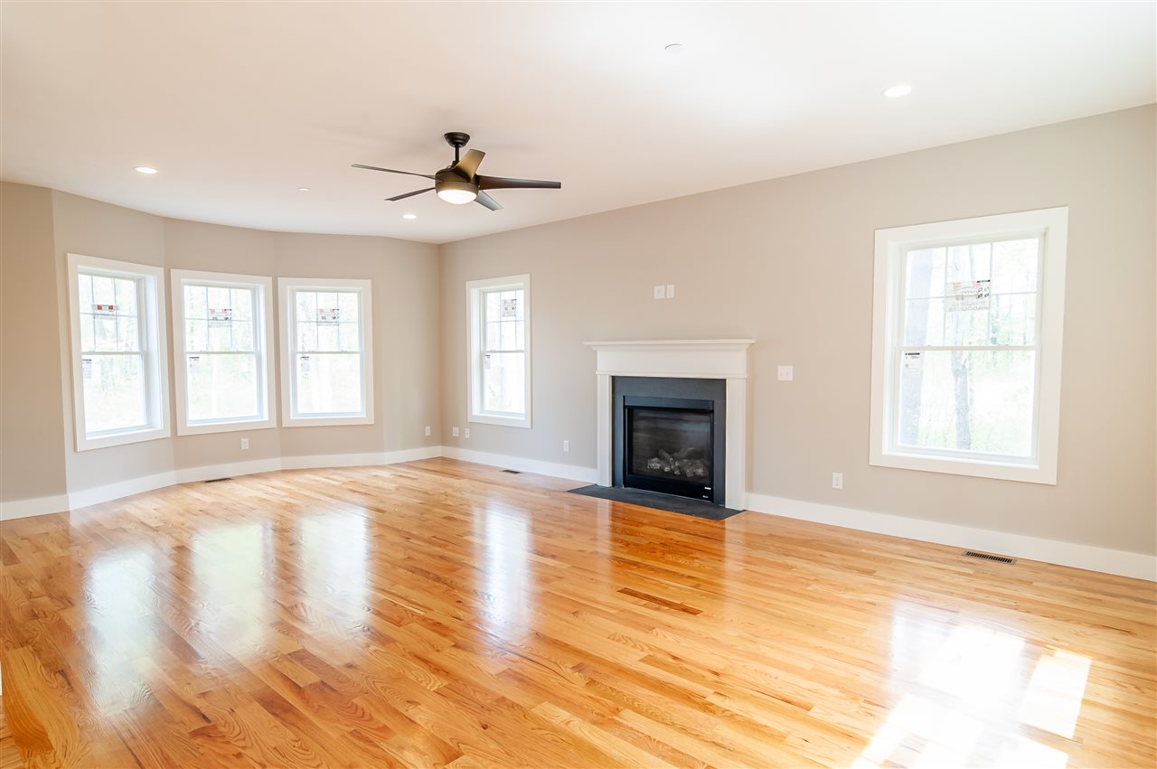 81 Kelly Road Salem, NH 03079 - Photo 10 of 21
