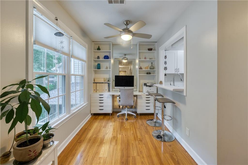 1445 Oakridge Circle Decatur, GA 30033 - Photo 13 of 23