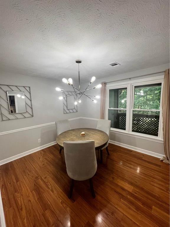 1445 Oakridge Circle Decatur, GA 30033 - Photo 2 of 8