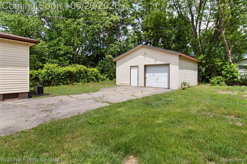 26862 Yale Street Inkster, MI 48141 - Photo 5 of 28