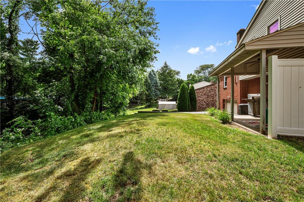 110 North Jamestown Road Coraopolis, PA 15108 - Photo 25 of 29 Gallery Image 25