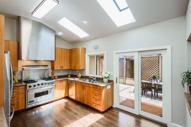 559 Alhambra Road San Mateo, CA 94402 - Photo 9 of 21 Gallery Image 9
