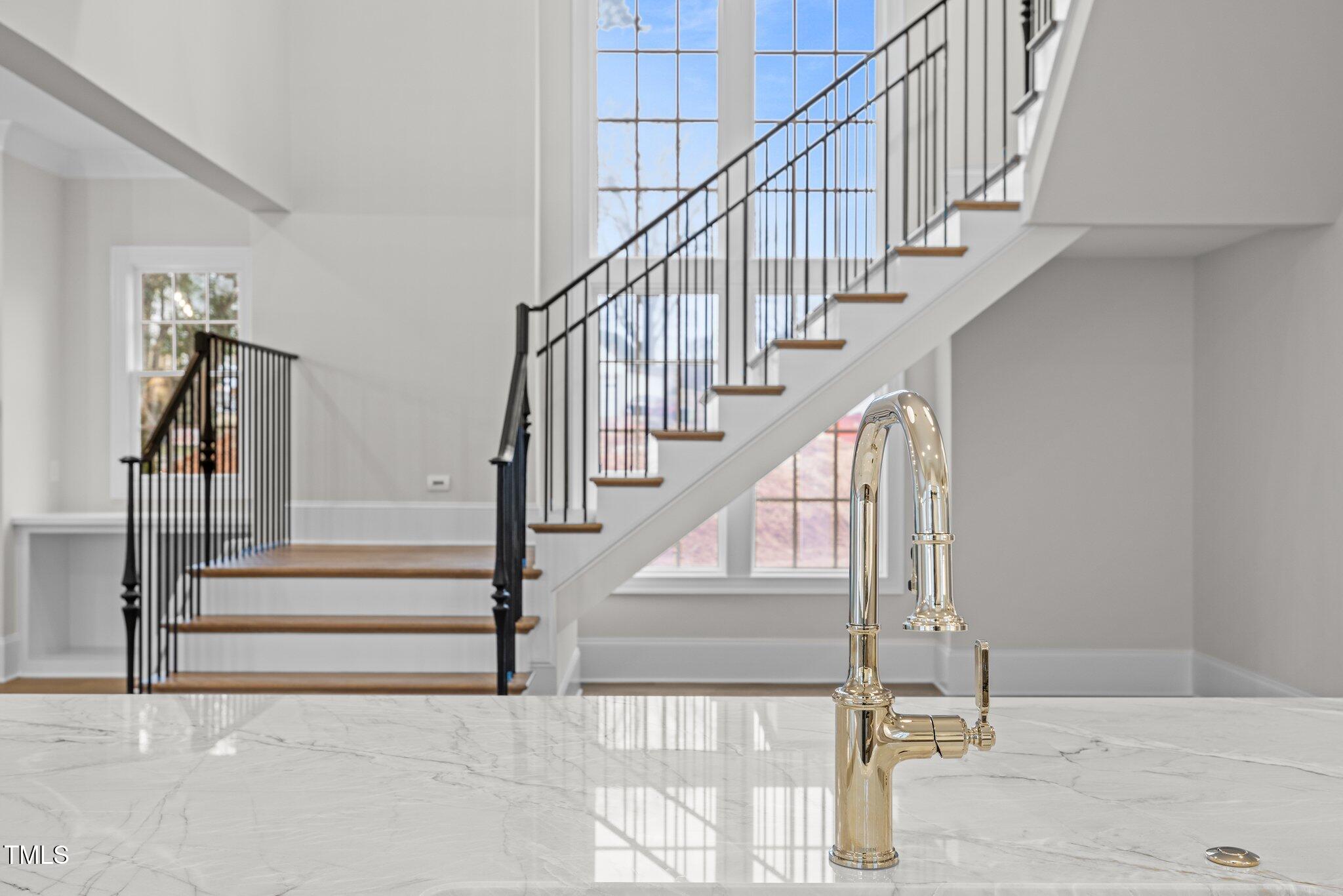 2642 Marchmont Street Raleigh, NC 27608 - Photo 22 of 66 17-web-or-mls-5Z8A3332