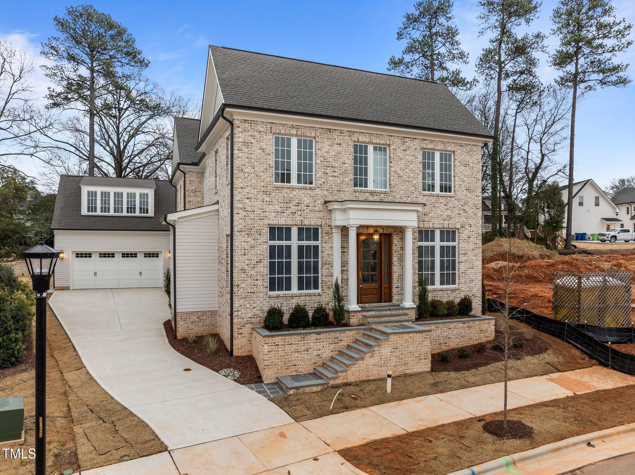 2642 Marchmont Street Raleigh, NC 27608 - Photo 4 of 66 51-web-or-mls-DJI_0461