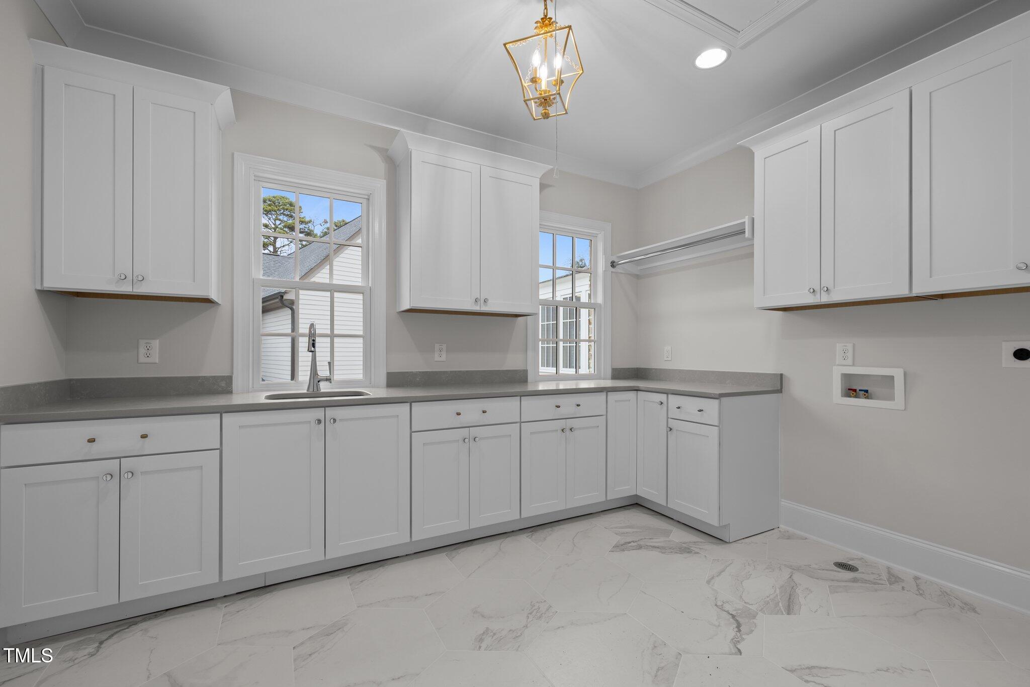 2642 Marchmont Street Raleigh, NC 27608 - Photo 48 of 66 43-web-or-mls-5Z8A3410