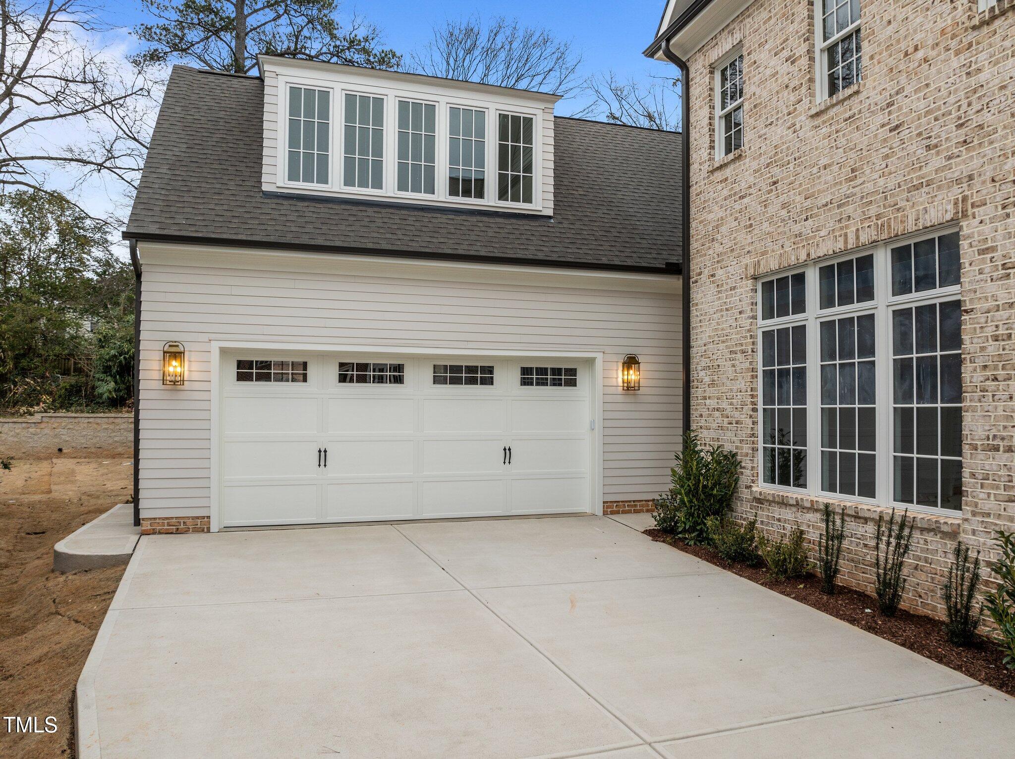 2642 Marchmont Street Raleigh, NC 27608 - Photo 7 of 66 54-web-or-mls-DJI_0467