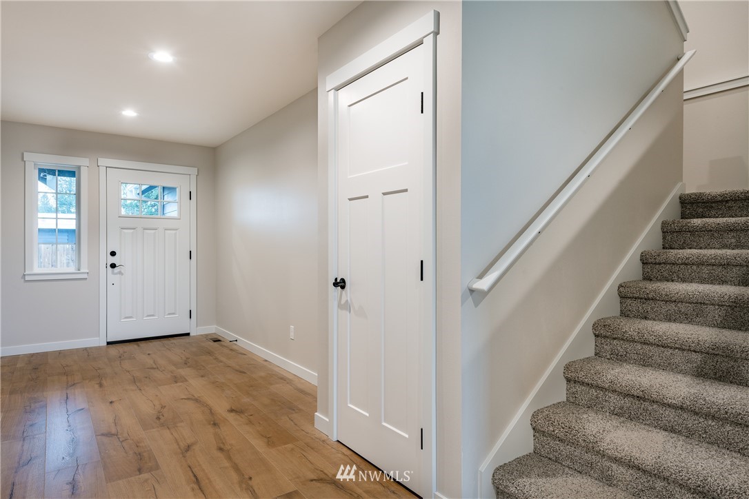 1342 Kamm Road Lynden, WA 98264 - Photo 4 of 36 Gallery Image 4