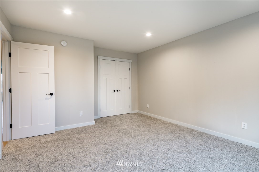 1342 Kamm Road Lynden, WA 98264 - Photo 7 of 36 Gallery Image 7