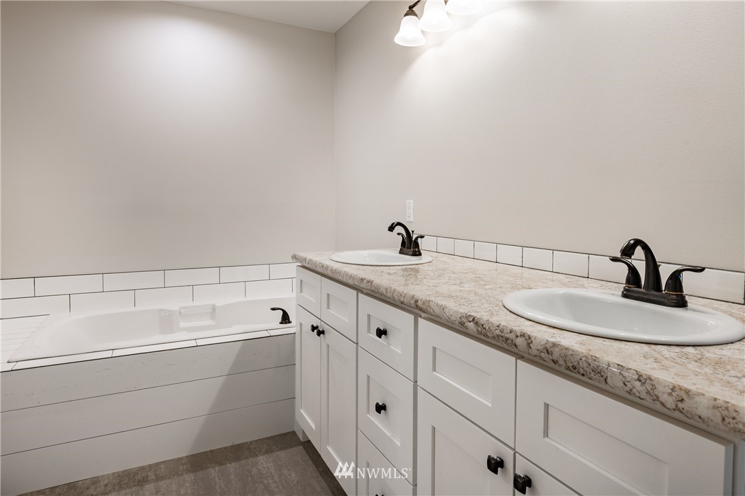 1342 Kamm Road Lynden, WA 98264 - Photo 10 of 36 Gallery Image 10