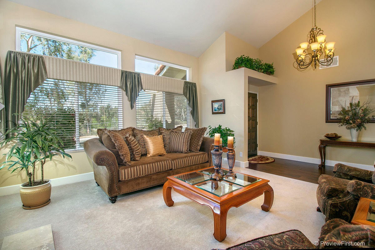 14757 Fieldview Way Poway, CA 92064 - Photo 3 of 25