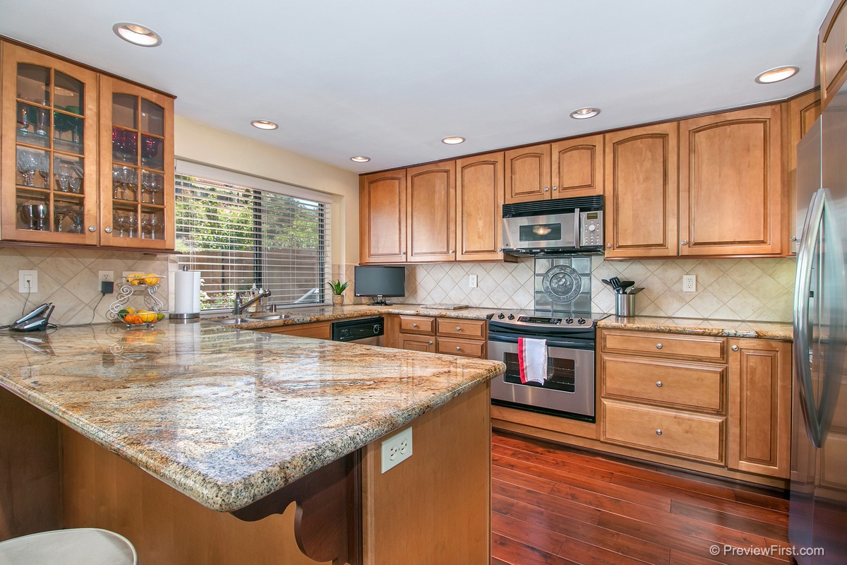 14757 Fieldview Way Poway, CA 92064 - Photo 9 of 25