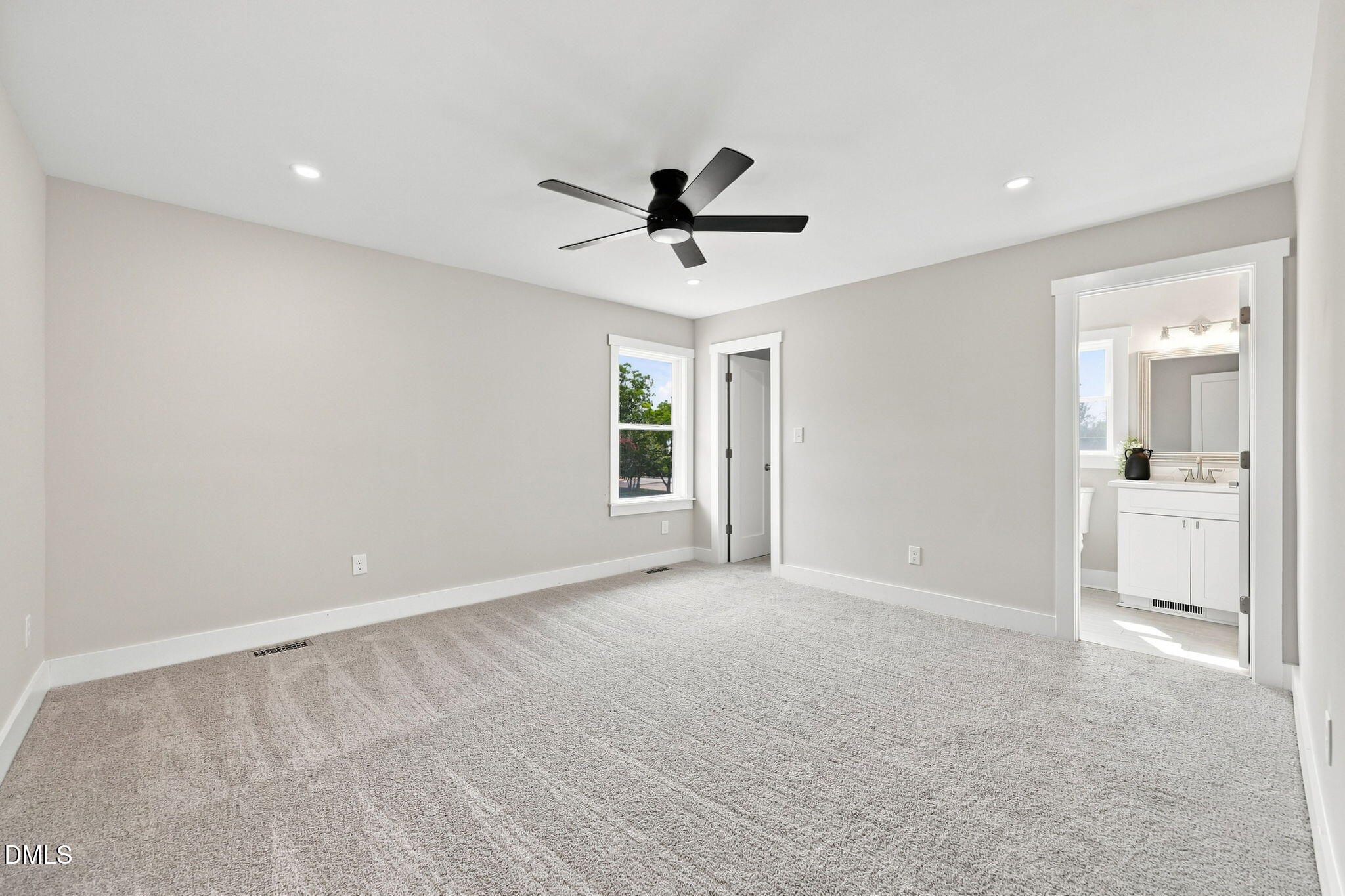 5301 Daleview Drive Raleigh, NC 27610 - Photo 14 of 24 16-web-or-mls-IMG_7822_Edit