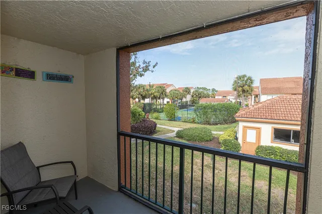 $1,995 | 13621 Eagle Ridge Drive, Unit 1522, Fort Myers, FL 33912