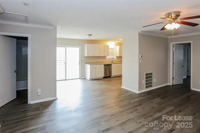 $1,540 | 2700 Sunset Drive, Gastonia, NC 28054