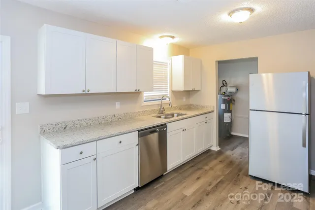 $1,540 | 2700 Sunset Drive, Gastonia, NC 28054