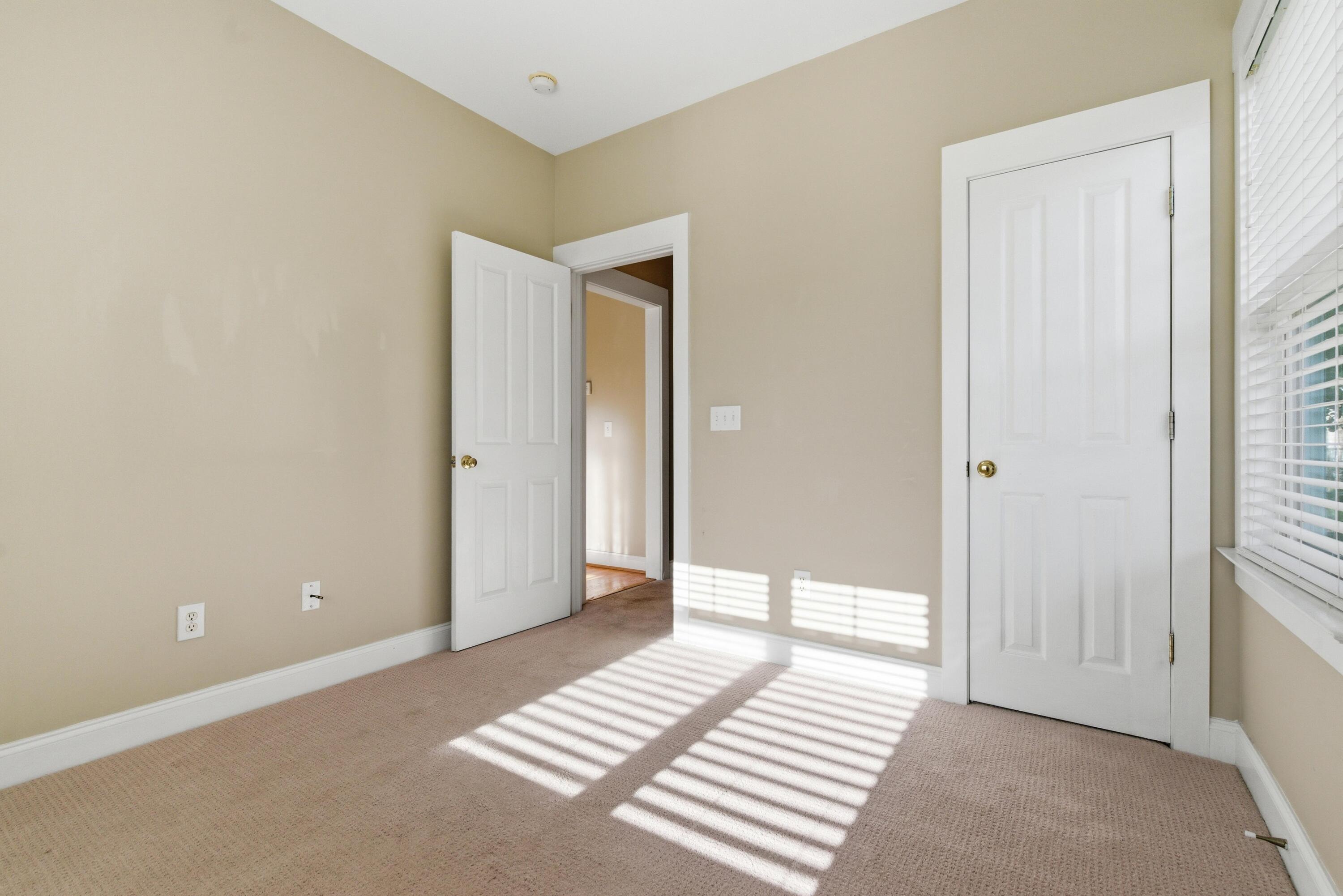 203 Hydrangea Street Summerville, SC 29483 - Photo 14 of 43 DSC09269