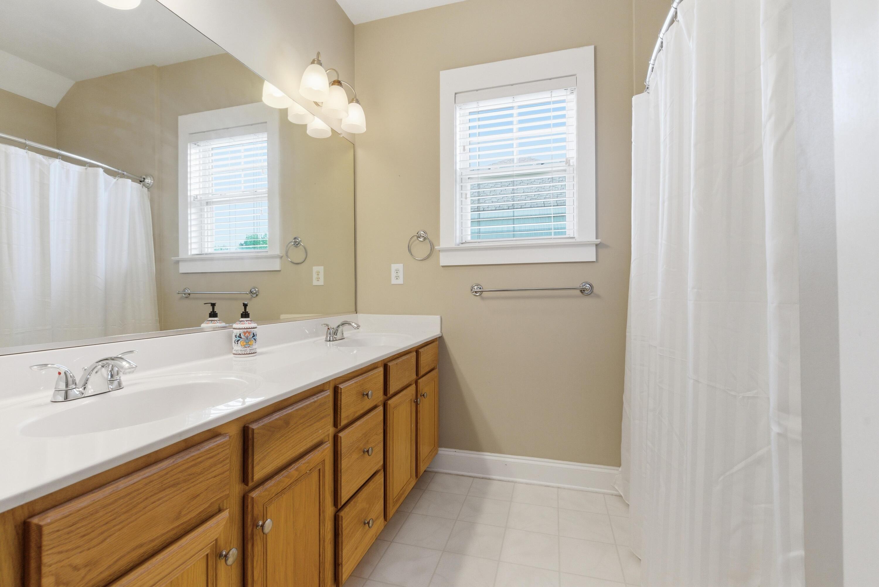 203 Hydrangea Street Summerville, SC 29483 - Photo 27 of 43 DSC09311