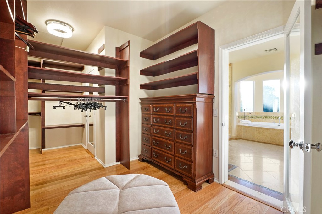 907 Deerhill Road Oak Park, CA 91377 - Photo 31 of 63