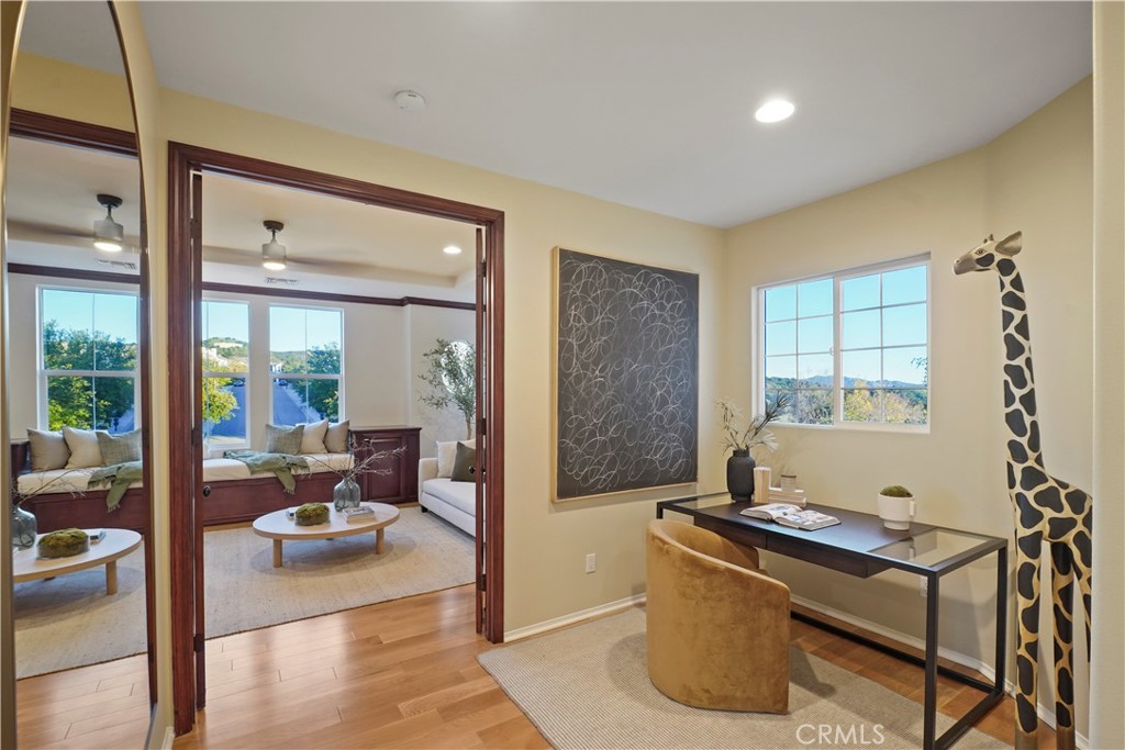 907 Deerhill Road Oak Park, CA 91377 - Photo 43 of 63