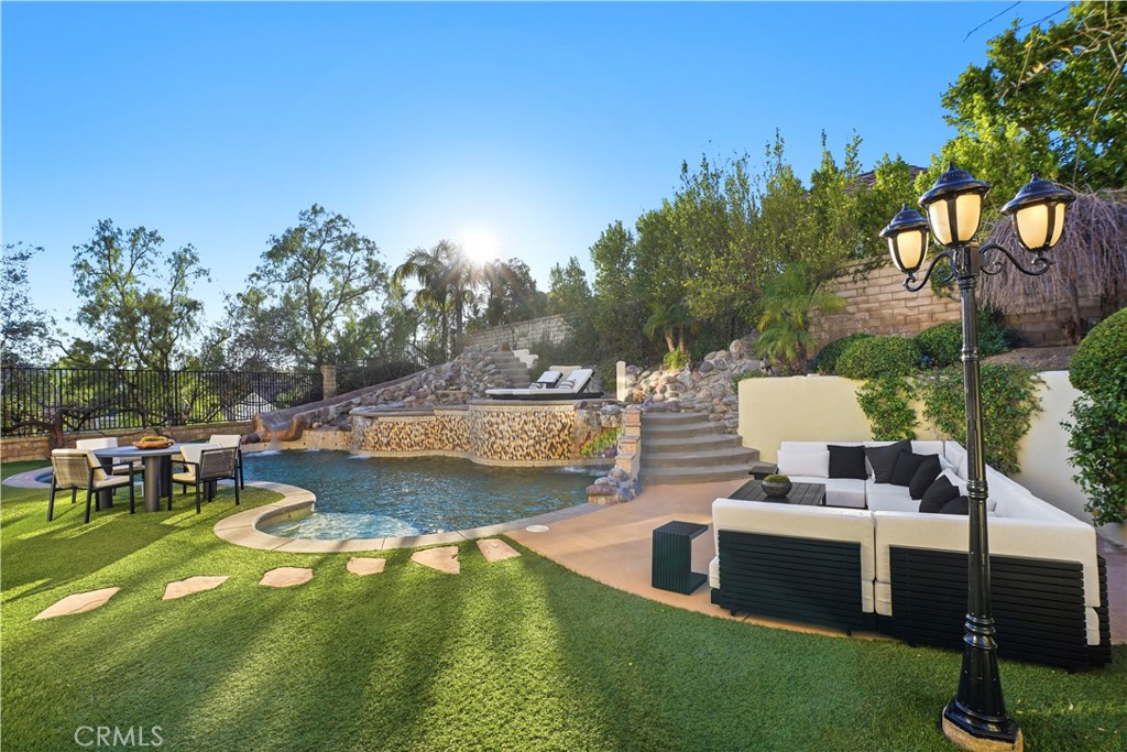 907 Deerhill Road Oak Park, CA 91377 - Photo 58 of 63