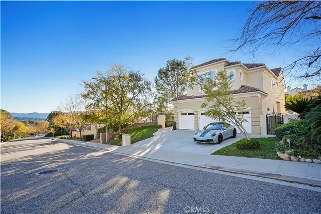 $2,399,000 | 907 Deerhill Road, Oak Park, CA 91377