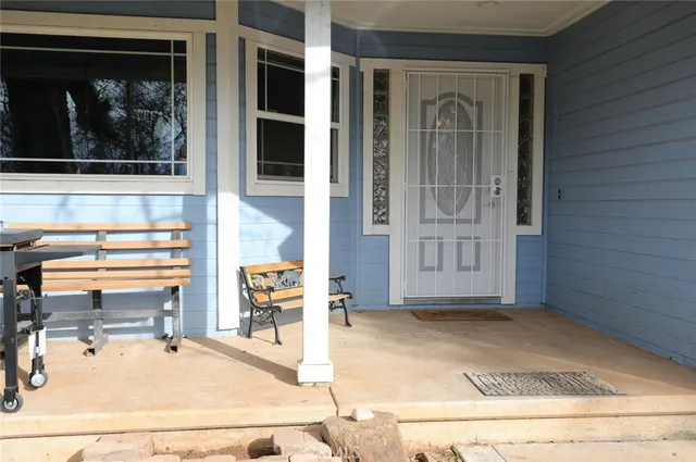 a view of a living room