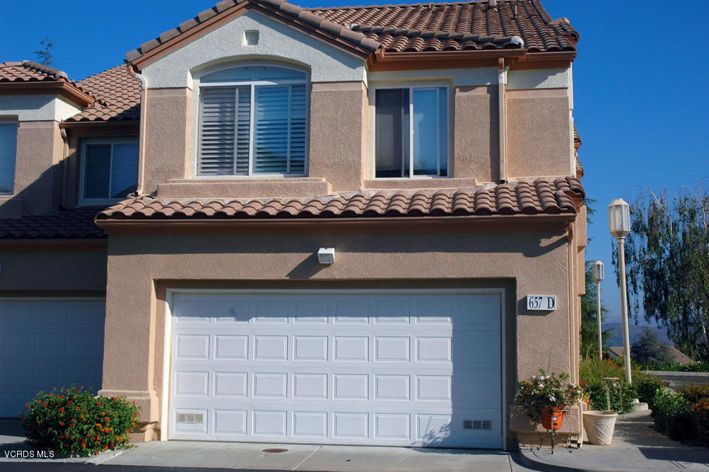 657 Cardinal Ridge Lane, Unit D Simi Valley, CA 93065 - Photo 3 of 30 Front4MLS