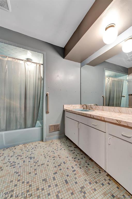 7380 Villamuer Road West Bloomfield, MI 48322 - Photo 31 of 59