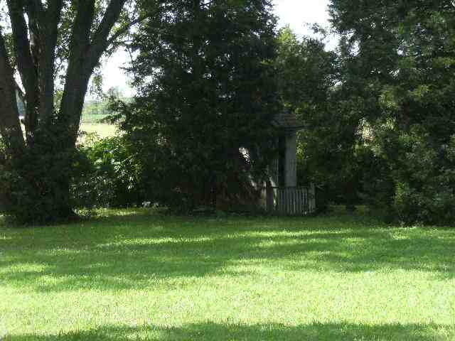 844 Columbia Road Washburn, IL 61570 - Photo 6 of 8 Gallery Image 6