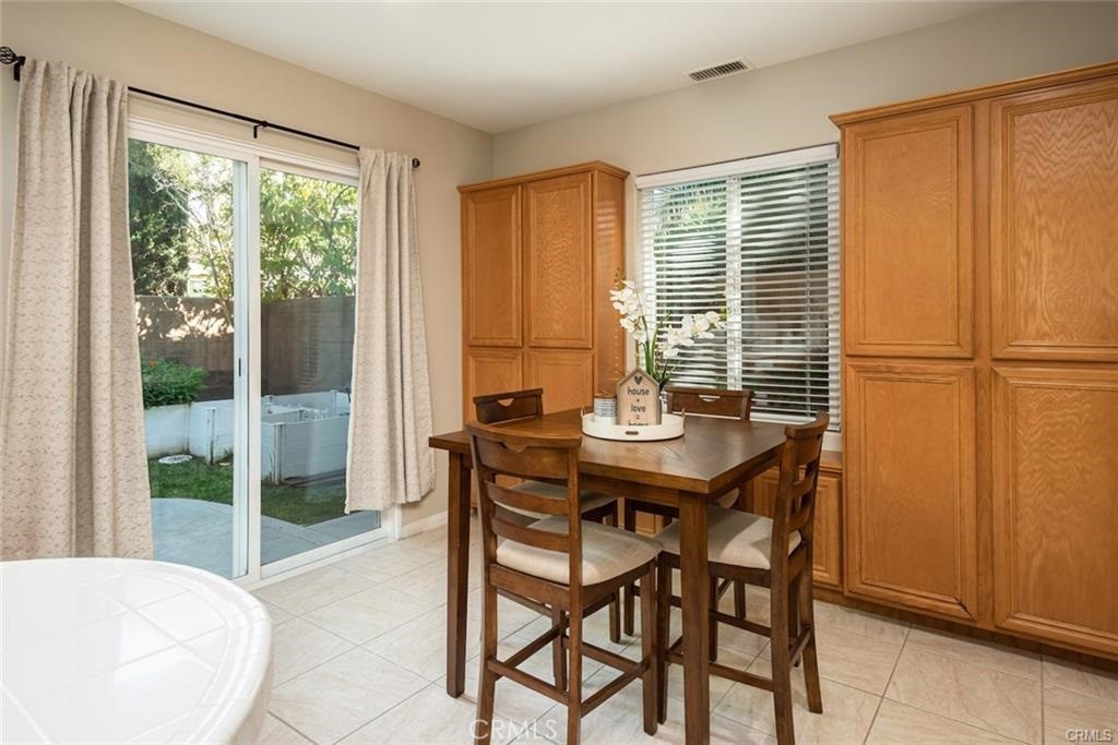 6 Preston Irvine, CA 92618 - Photo 13 of 28