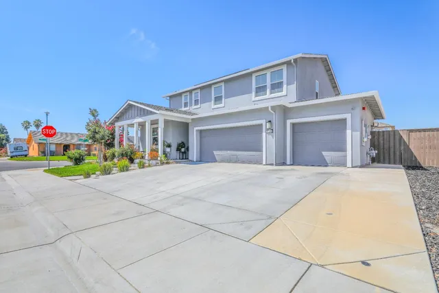 $685,000 | 650 Nathaniel Avenue, Galt, CA 95632