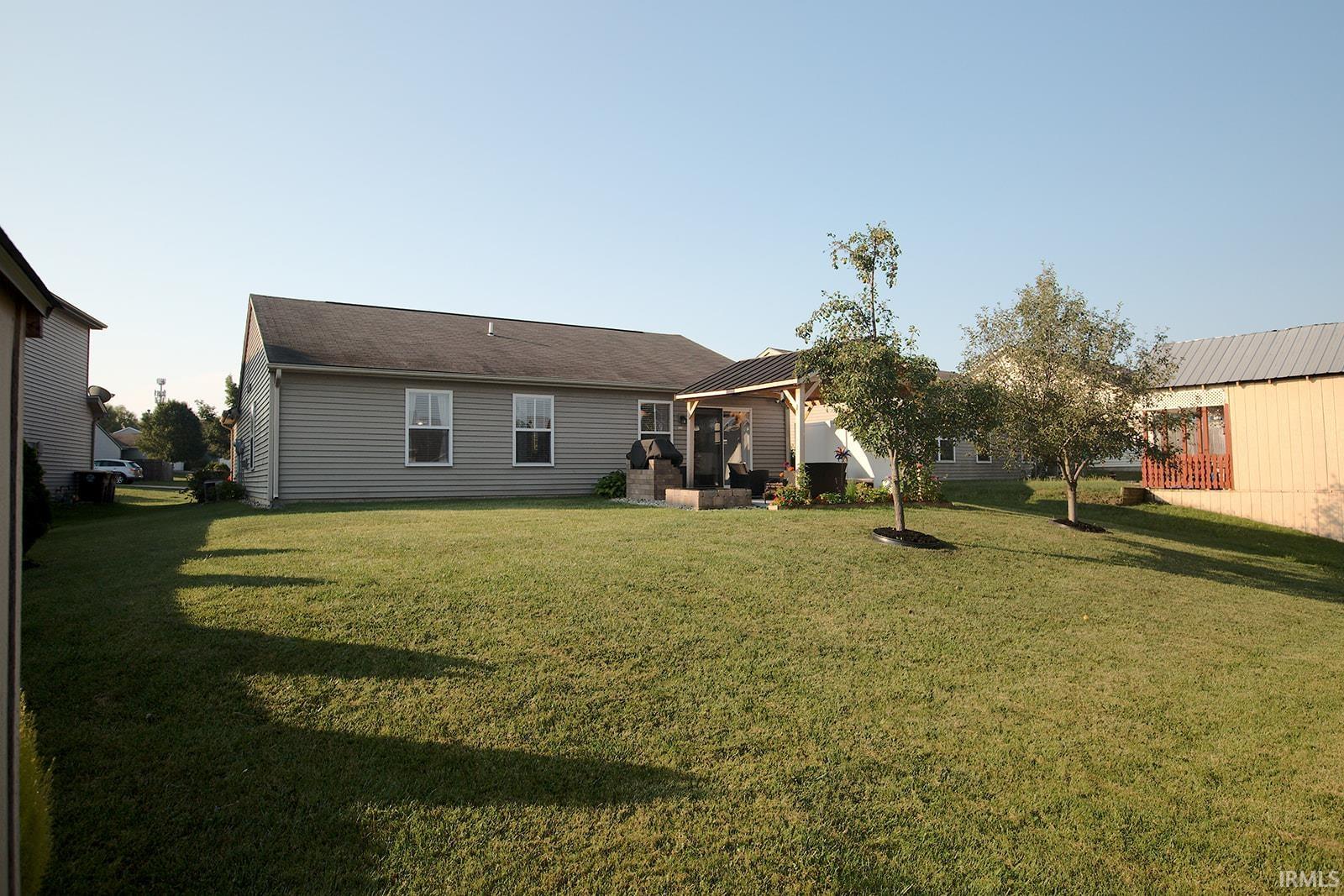 219 Riley Drive Fort Wayne, IN 46825 - Photo 9 of 36 Gallery Image 9