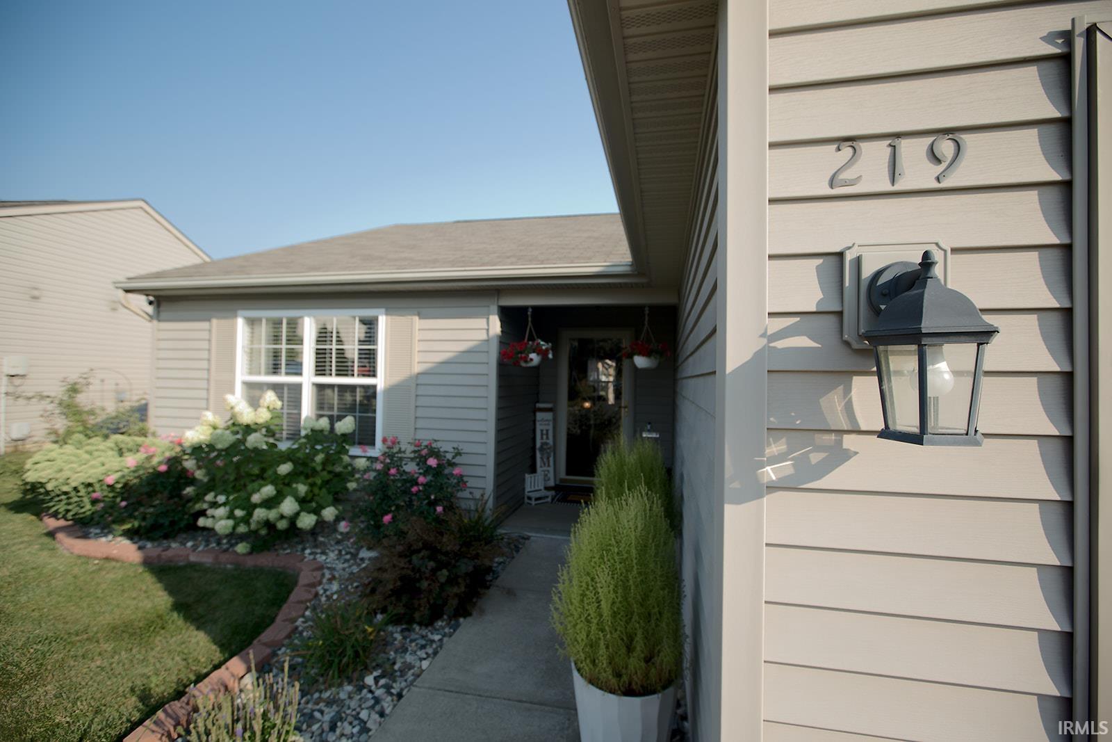 219 Riley Drive Fort Wayne, IN 46825 - Photo 10 of 36 Gallery Image 10