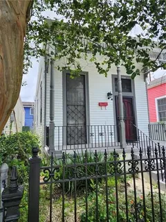$349,000 | 734 Austerlitz Street, New Orleans, LA 70115