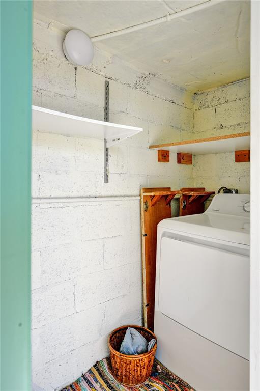 220 Northeast 165th Street Miami, FL 33162 - Photo 26 of 26 a utility room with dryer and washer