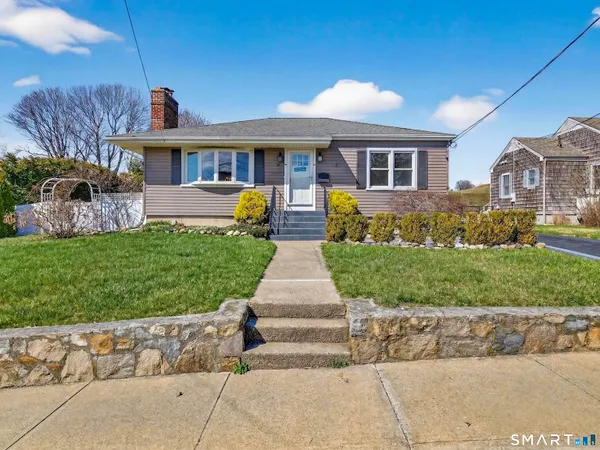 $519,900 | 36 Baker Avenue, Groton, CT 06340