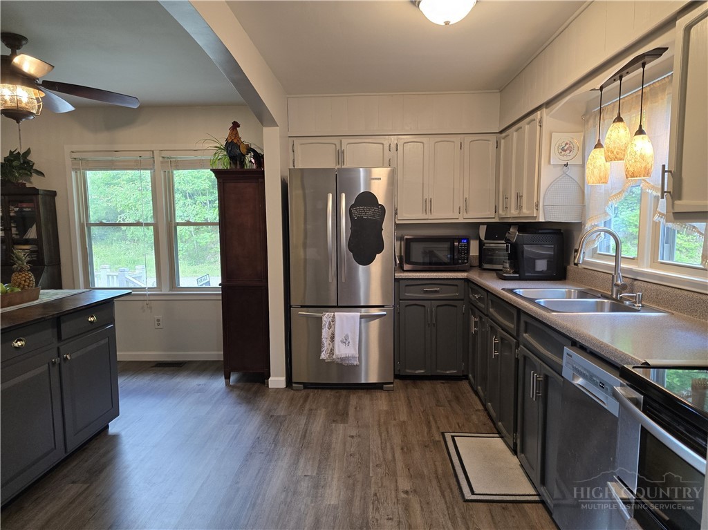 159 Doyle Bare Road West Jefferson, NC 28694 - Photo 13 of 42