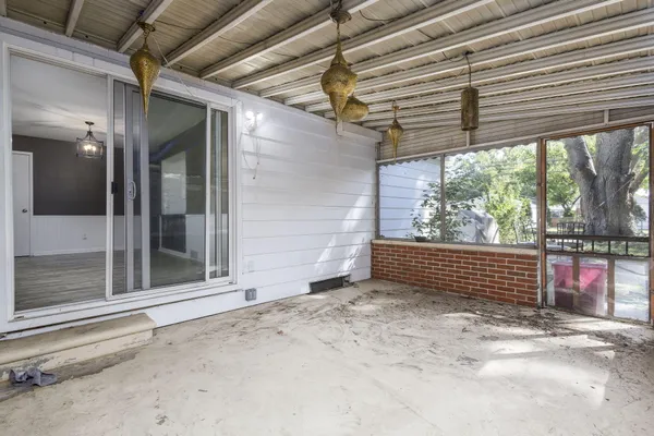 $1,750 | 28622 Milton Avenue, Warren, MI 48092