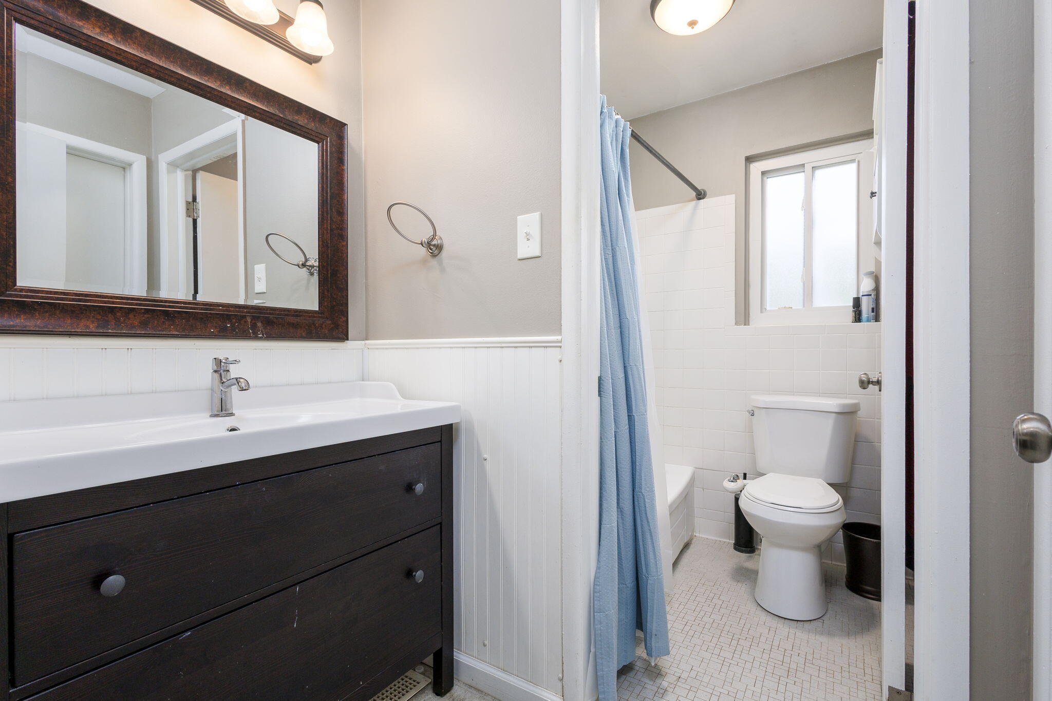 28622 Milton Avenue Warren, MI 48092 - Photo 13 of 24 13-web-or-mls-MiltonAve_28622 - Bath Two