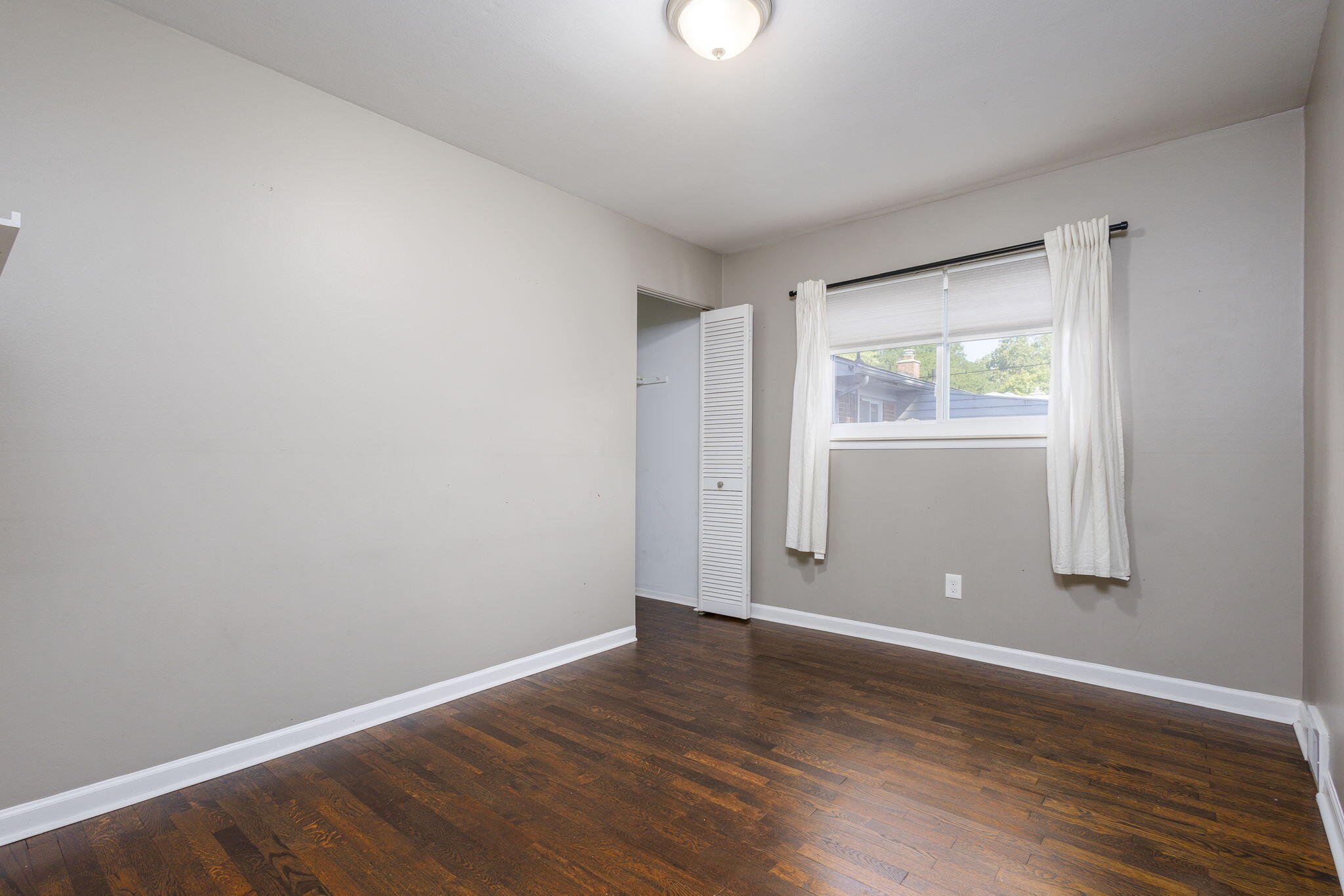 28622 Milton Avenue Warren, MI 48092 - Photo 15 of 24 15-web-or-mls-MiltonAve_28622 - Bed One