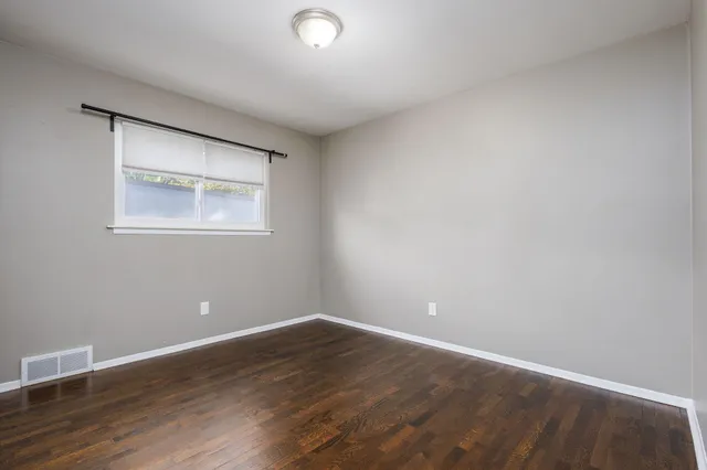 $1,799 | 28622 Milton Avenue, Warren, MI 48092