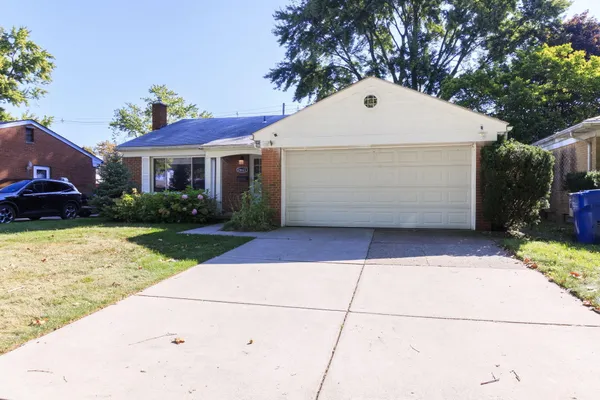 $1,750 | 28622 Milton Avenue, Warren, MI 48092