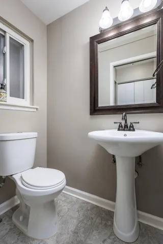 $1,799 | 28622 Milton Avenue, Warren, MI 48092