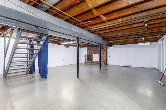 $1,799 | 28622 Milton Avenue, Warren, MI 48092