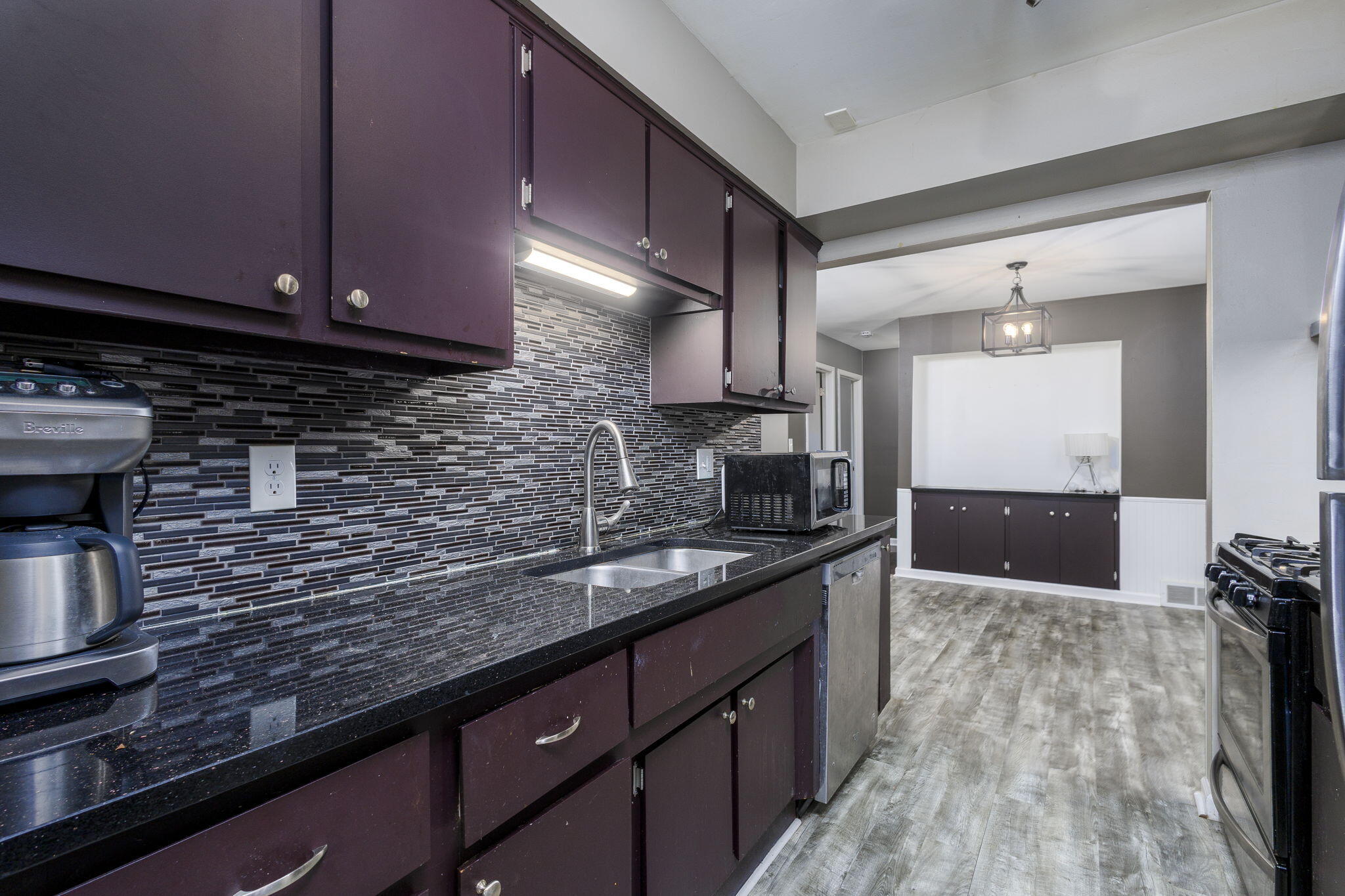 28622 Milton Avenue Warren, MI 48092 - Photo 7 of 24 7-web-or-mls-MiltonAve_28622 - Kitchen v