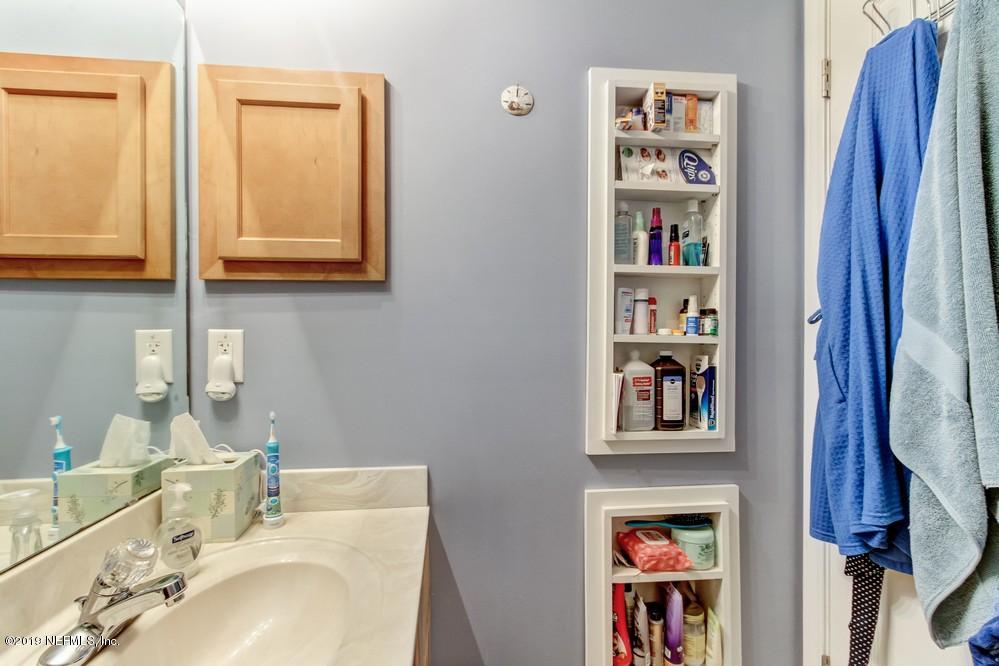 4022 Trail Ridge Road Middleburg, FL 32068 - Photo 31 of 53 hall Bath with Cubbys