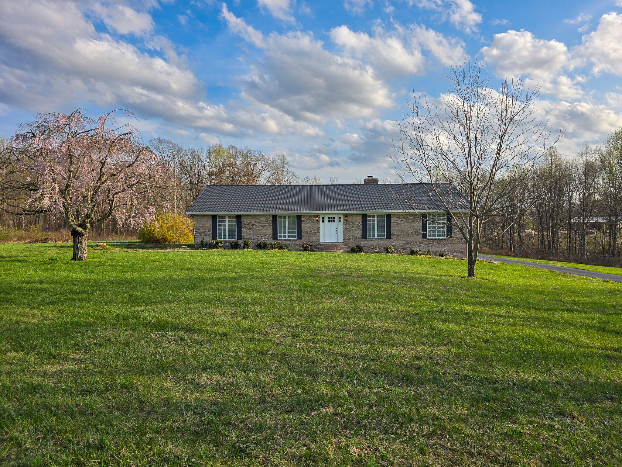 2060 Dry Ridge Road Liberty, KY 42539 - Photo 3 of 87 20250402_182851