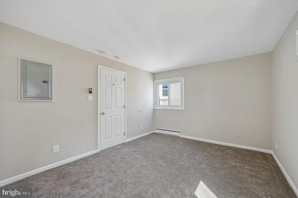 $1,325 | 644 Maryland Avenue, Unit 2, Prospect Park, PA 19076