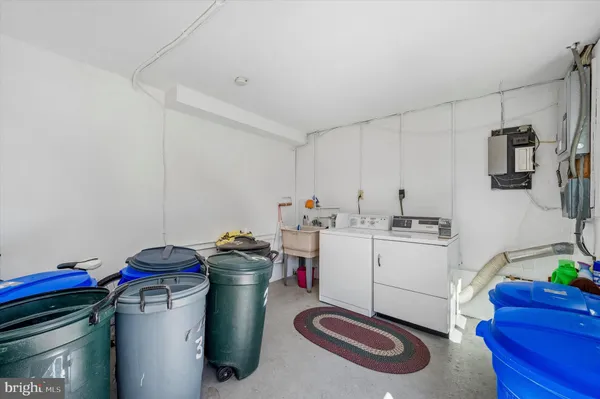 $1,325 | 644 Maryland Avenue, Unit 2, Prospect Park, PA 19076